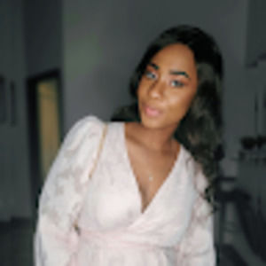 Meet your Posher, Oluwakemi